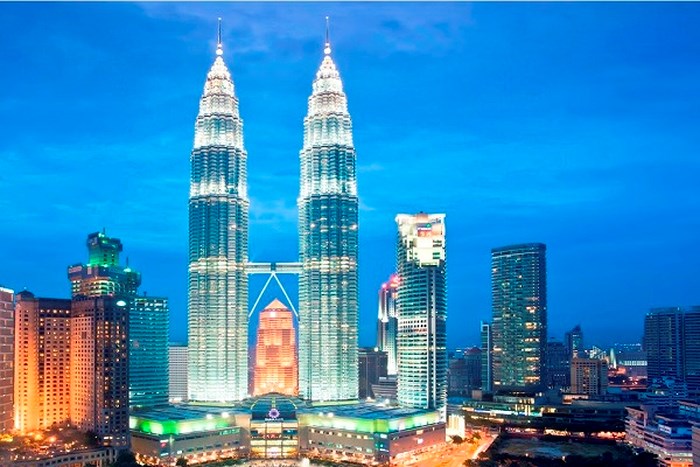 Tòa tháp đôi Petronas